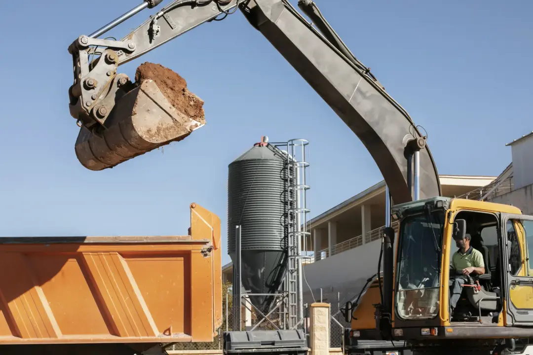 Grab Hire Benefits - Saving Time During Busy Projects
