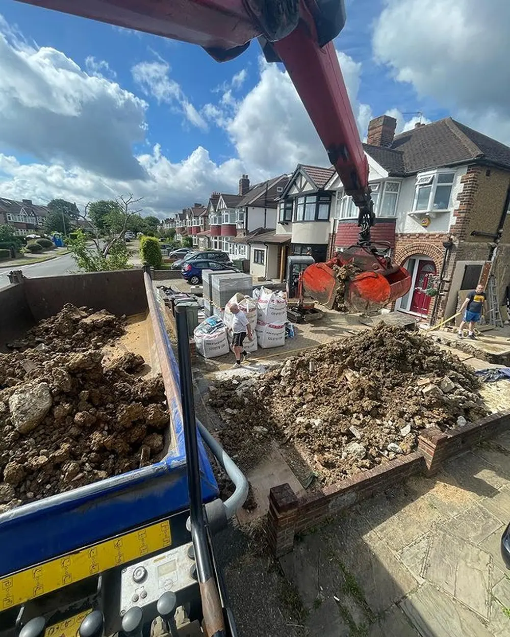 Muck Away Services Croydon, Crawley, Sutton